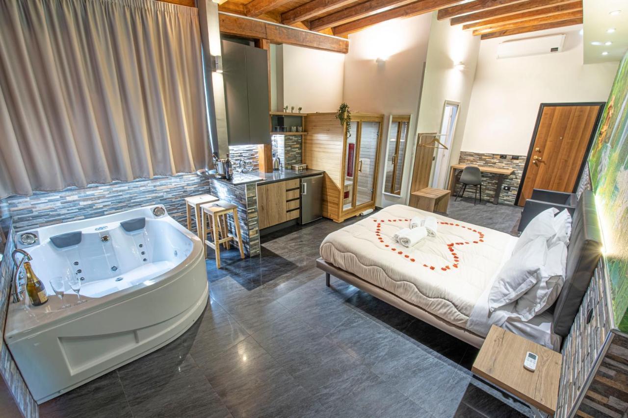 Virtus Prestige - Rooms & Apartments Rome Buitenkant foto