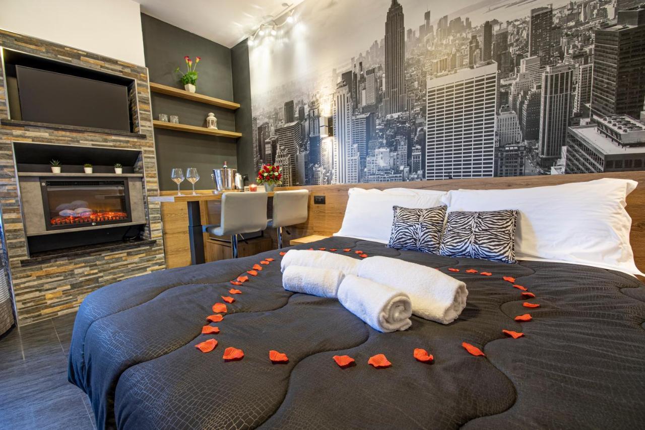Virtus Prestige - Rooms & Apartments Rome Buitenkant foto