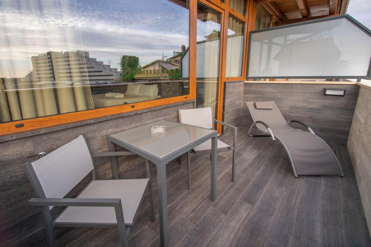 Virtus Prestige - Rooms & Apartments Rome Buitenkant foto