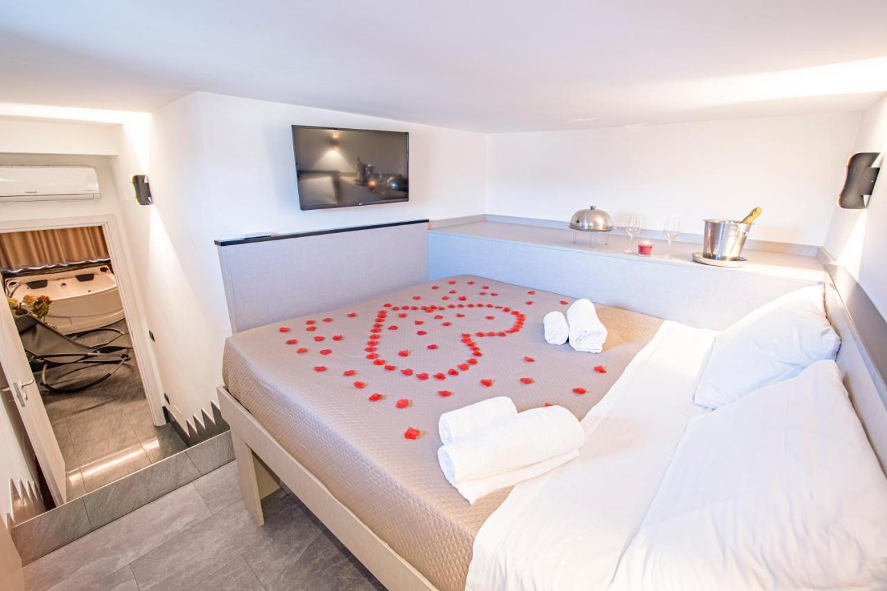 Virtus Prestige - Rooms & Apartments Rome Buitenkant foto